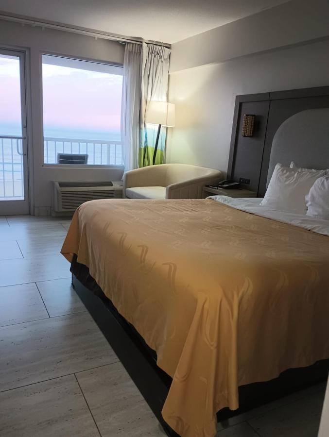Hotel Boardwalk 705 Вирджиния-Бич Экстерьер фото