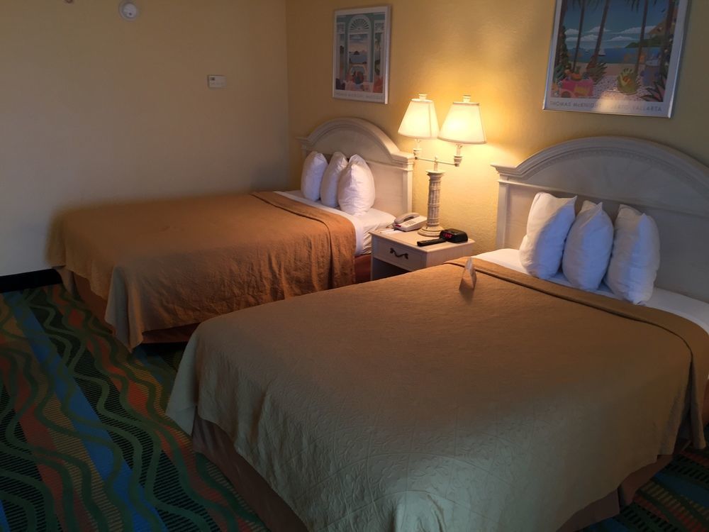 Hotel Boardwalk 705 Вирджиния-Бич Экстерьер фото