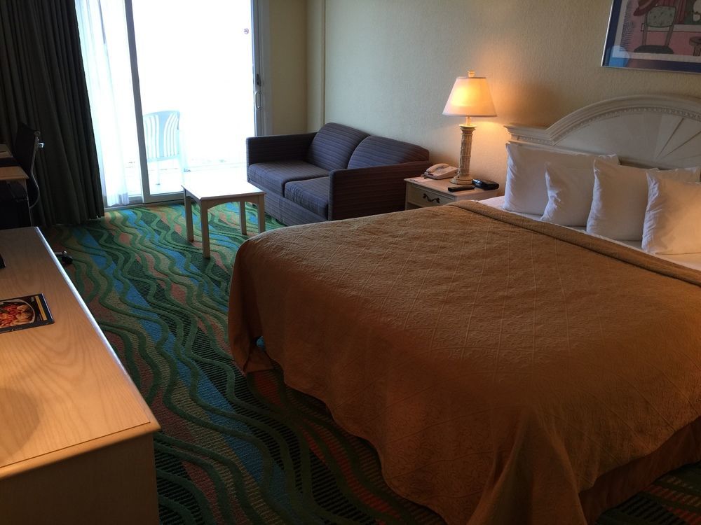 Hotel Boardwalk 705 Вирджиния-Бич Экстерьер фото